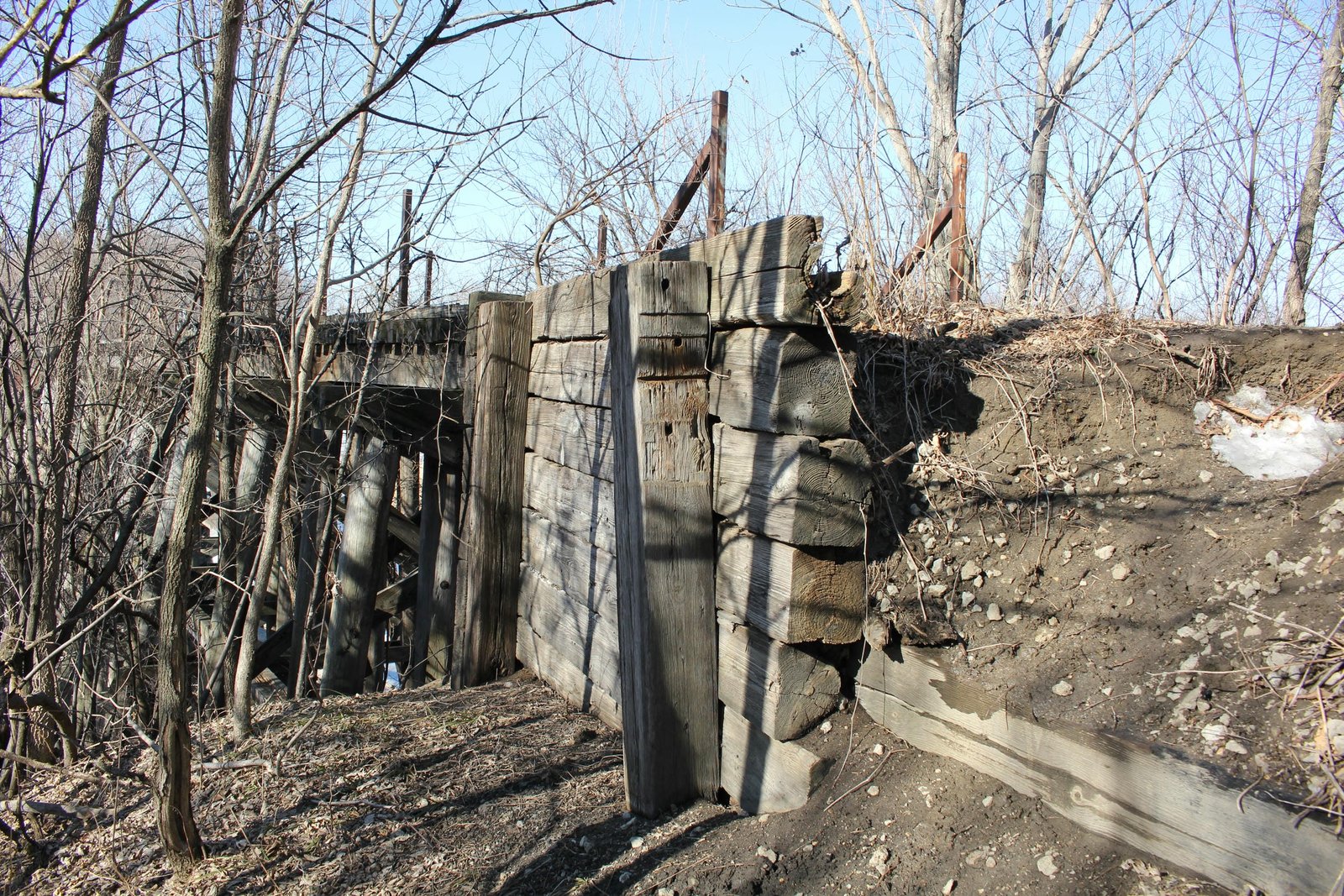 East abutment